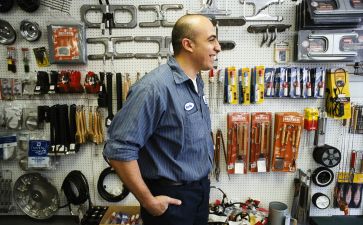 开个小型五金店需要投资多少钱? 开个小型五金店需要投资多少钱?